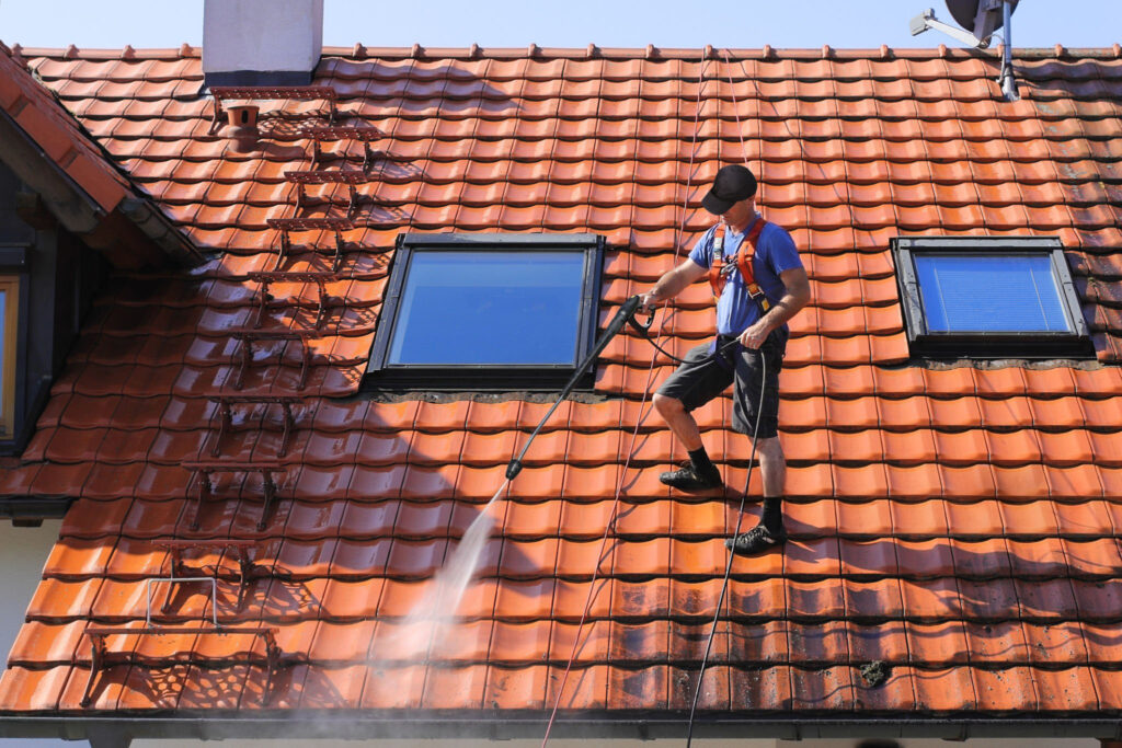 best roof cleaning in denton, Texas